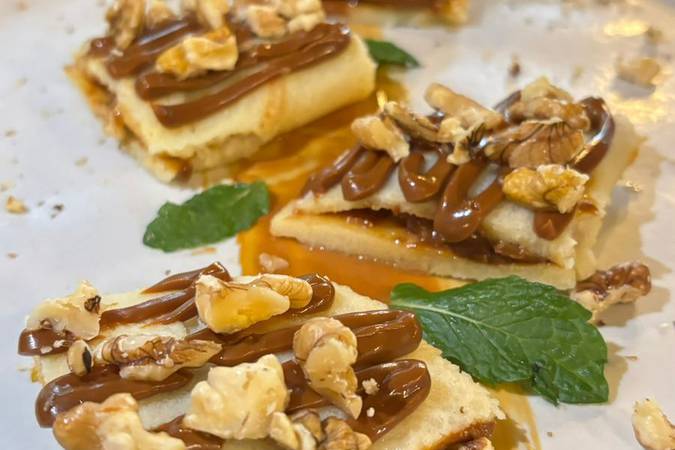 Restaurante - Panqueca de doce de leite com sorvete